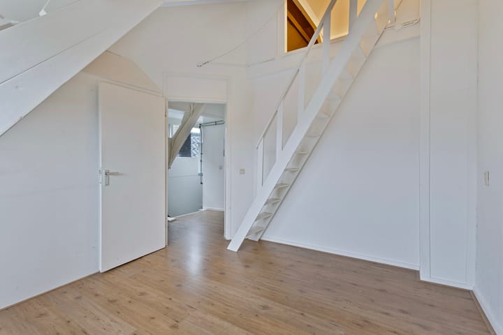 Foto 9 van Verhuellstraat 17-2