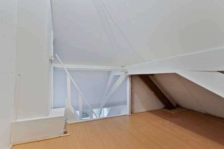 Foto 10 van Verhuellstraat 17-2