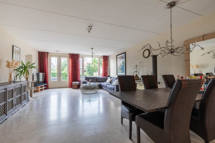 Foto 11 van Heermoes 4