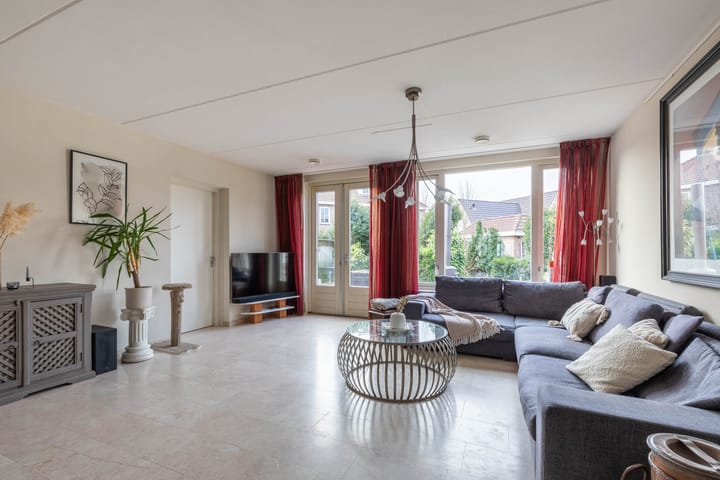 Foto 12 van Heermoes 4