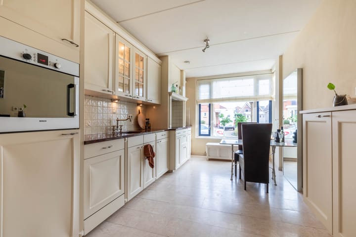 Foto 18 van Heermoes 4