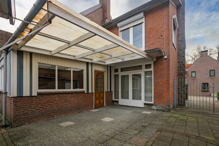 Foto 19 van Nieuwenhuysstraat 4