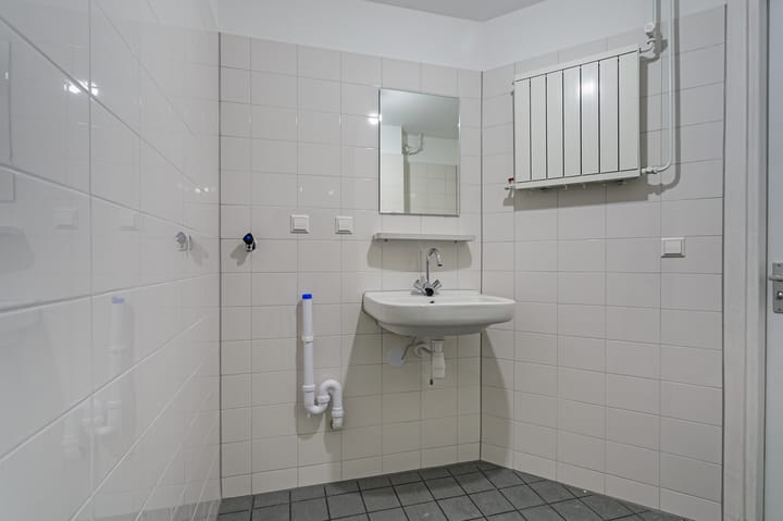 Foto 21 van Uiterwaardenstraat 247-H