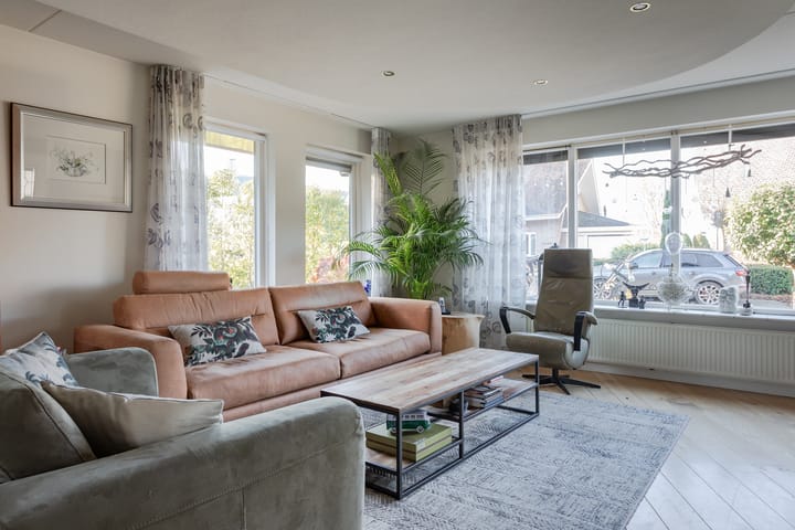 Foto 6 van Zwanebloem 4