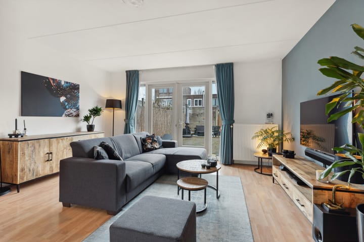 Foto 2 van Holbeinstraat 5