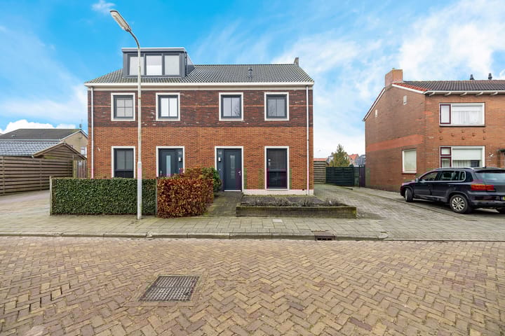 Foto 2 van Marten Jansstraat 14