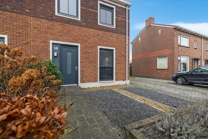 Foto 14 van Marten Jansstraat 14