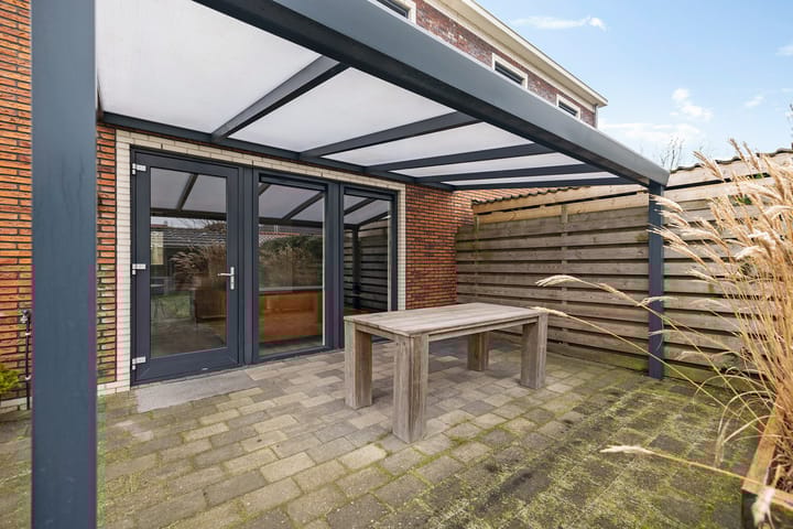 Foto 42 van Marten Jansstraat 14