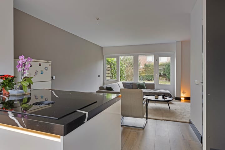 Foto 14 van Aduardstraat 18