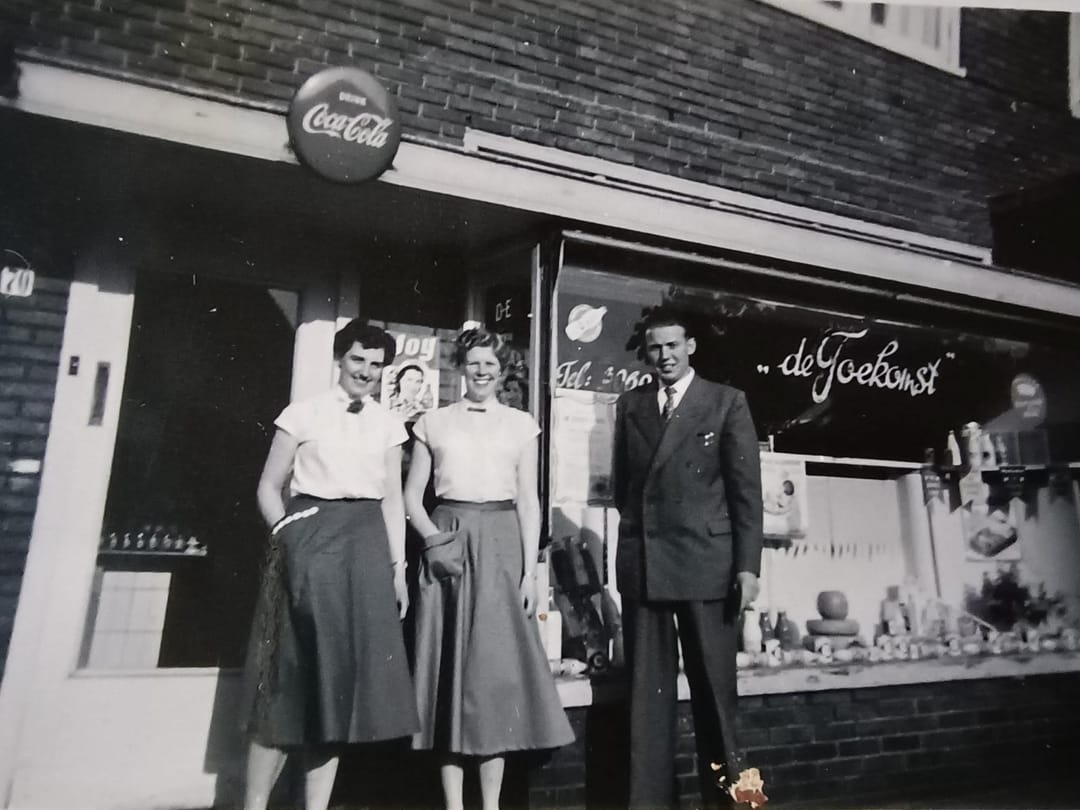 Photo 2 of Van de Sande Bakhuyzenstraat 70