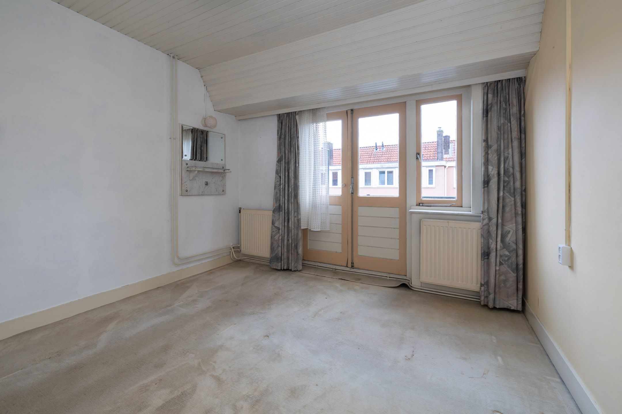 Photo 15 of Van de Sande Bakhuyzenstraat 70