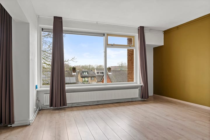 Foto 4 van Van 't Hoffstraat 33-II