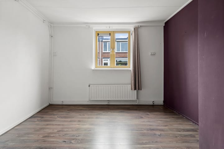 Foto 15 van Van 't Hoffstraat 33-II