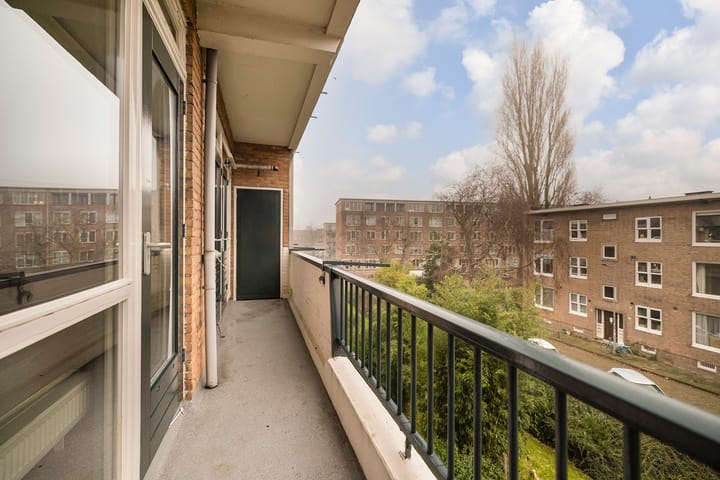 Foto 3 van Vredenoordlaan 56-C