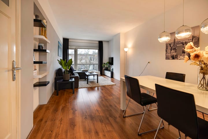 Foto 13 van Vredenoordlaan 56-C