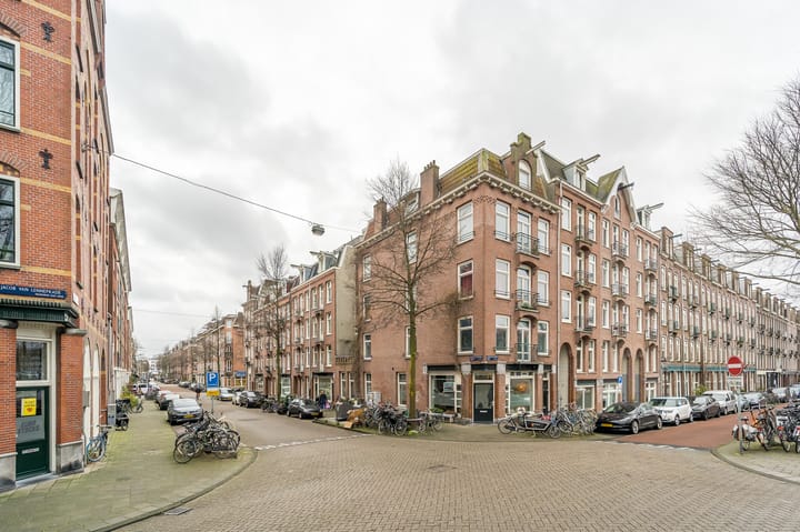 Foto 38 van Pieter Langendijkstraat 2-4