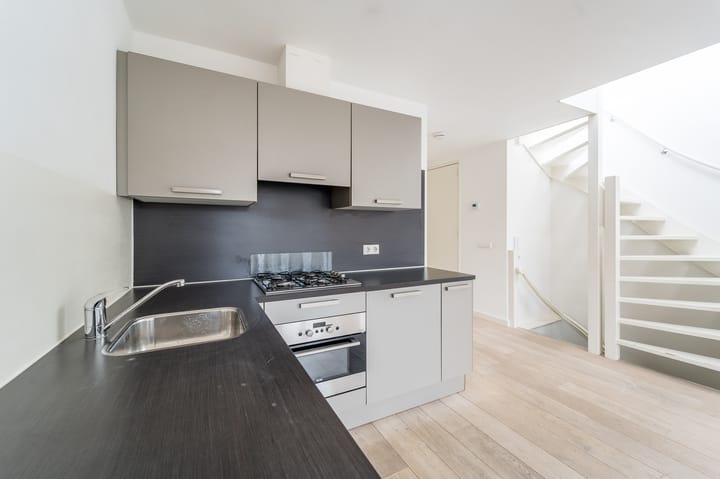 Foto 7 van Pieter Langendijkstraat 2-4