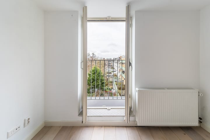 Foto 12 van Pieter Langendijkstraat 2-4