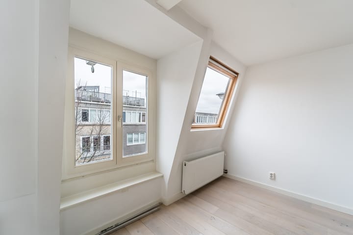 Foto 22 van Pieter Langendijkstraat 2-4