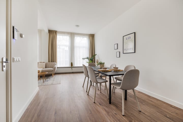 Foto 11 van Voorhelmstraat 30-A