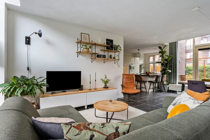 Foto 7 van Boterbloem 8