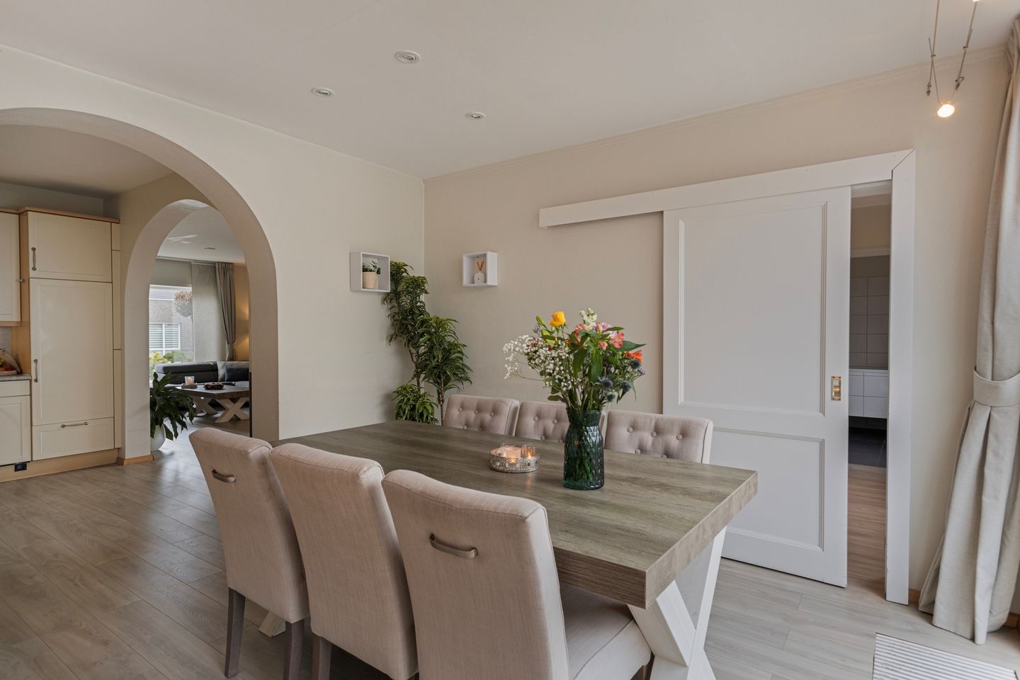 Foto 14 van M.L. Kingstraat 23