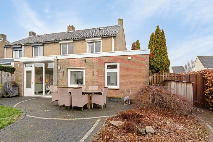 Foto 40 van M.L. Kingstraat 23