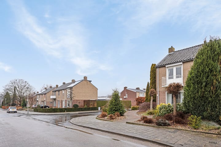 Foto 45 van M.L. Kingstraat 23