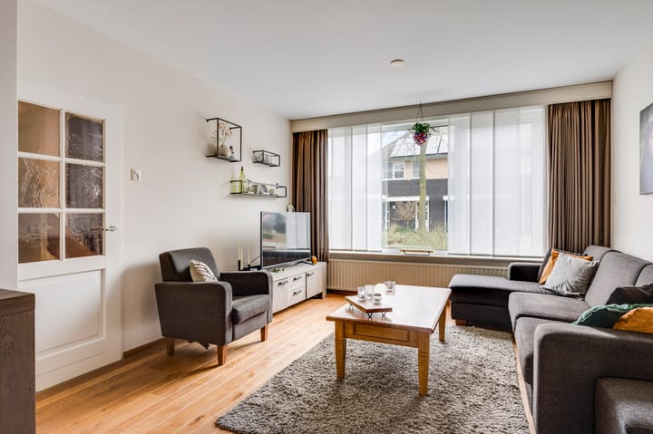 Foto 2 van Violenstraat 6