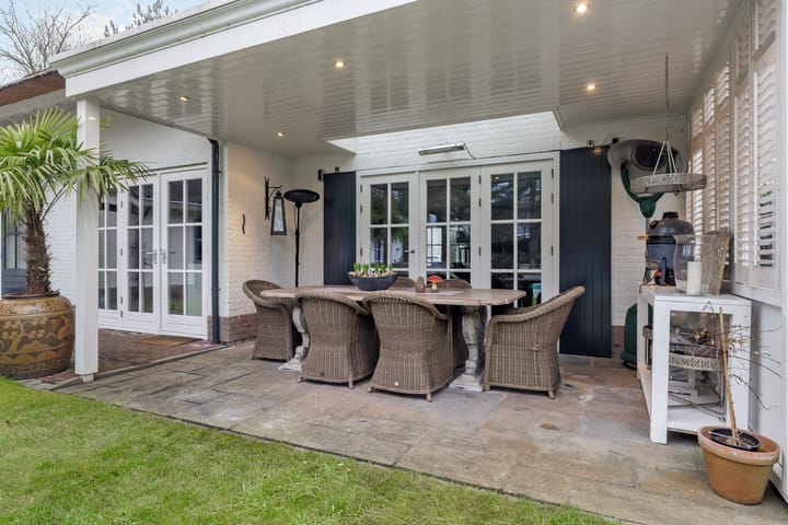 Foto 3 van Van Broghelstraat 7