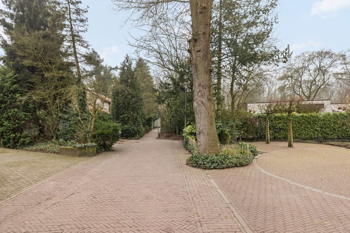 Foto 4 van Van Broghelstraat 7