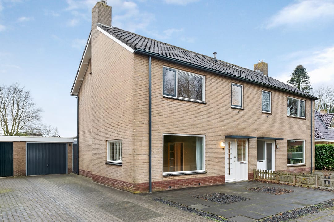 Photo 1 of De Prunus 7