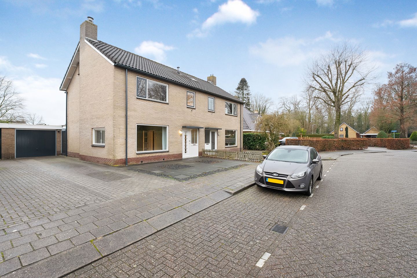 Photo 5 of De Prunus 7