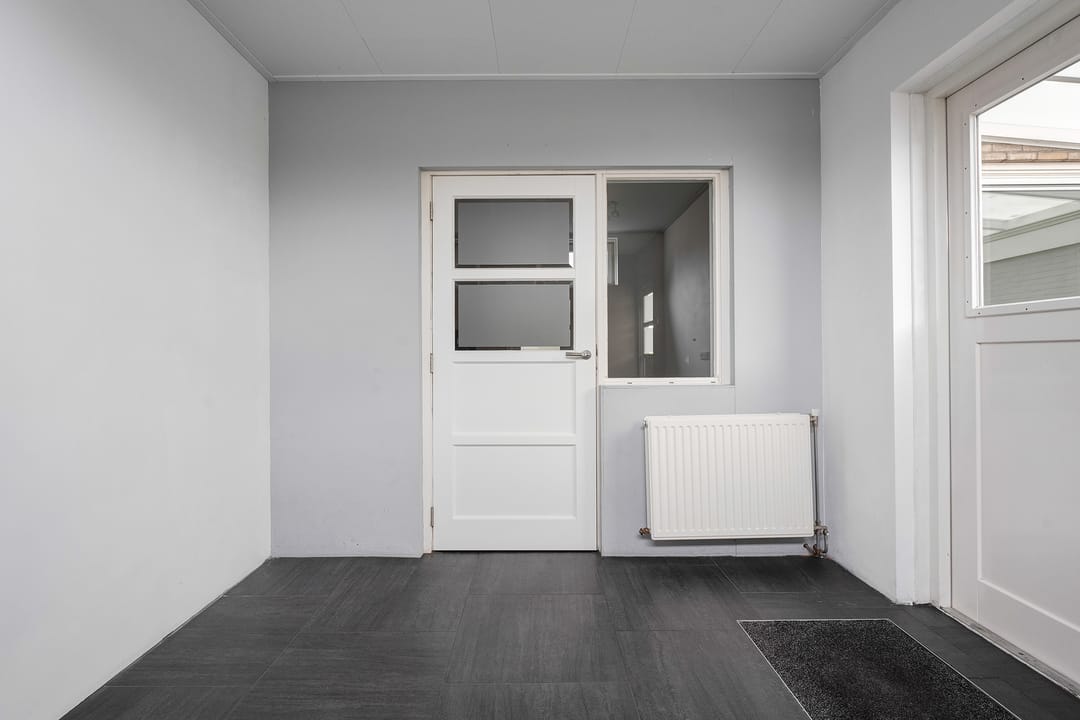 Photo 17 of De Prunus 7