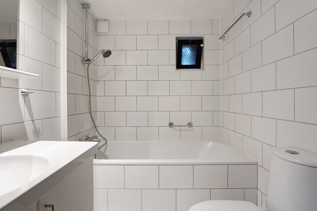 Photo 31 of De Prunus 7