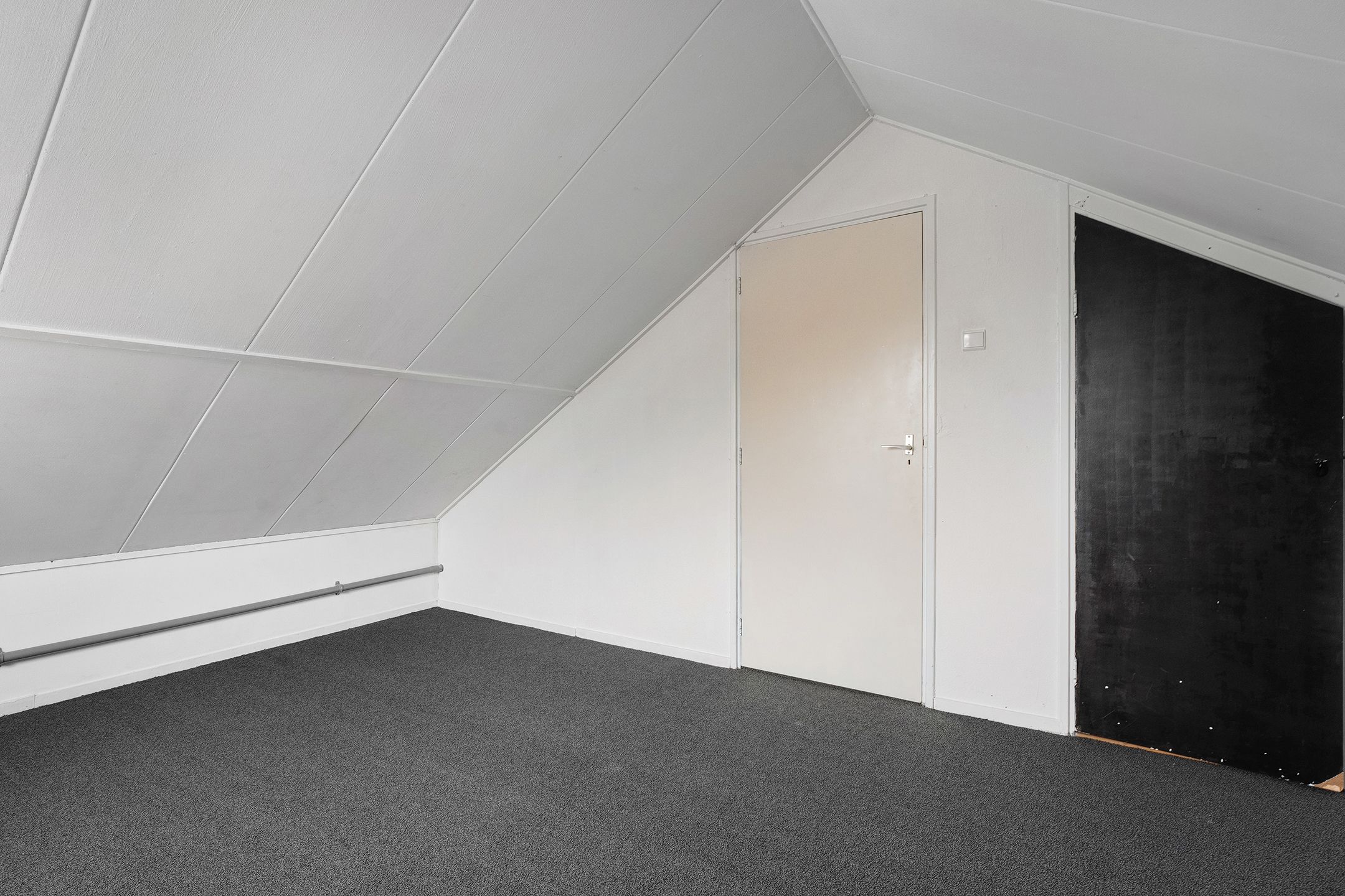 Photo 36 of De Prunus 7