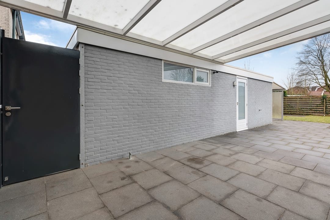 Photo 38 of De Prunus 7