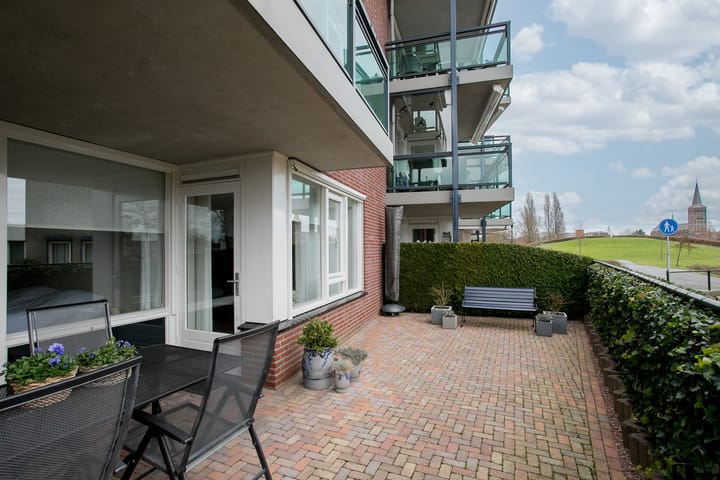 Foto 5 van Medaillon 4