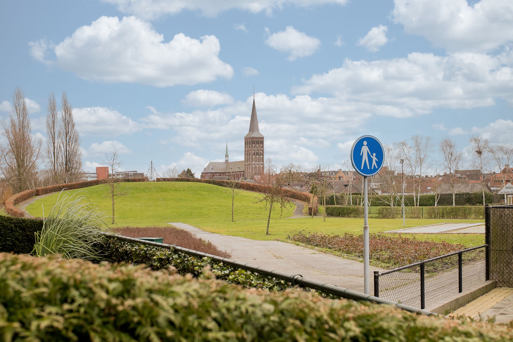 Foto 27 van Medaillon 4