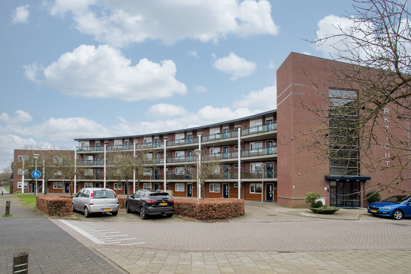 Foto 34 van Medaillon 4