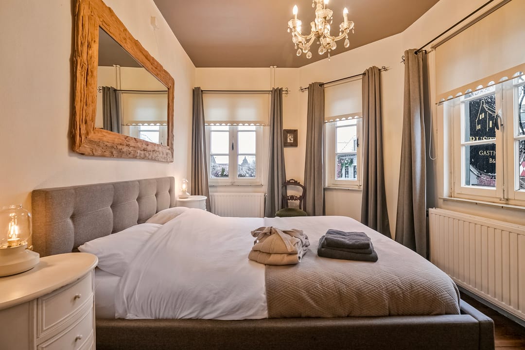 Foto 2 van Raadhuisplein 19