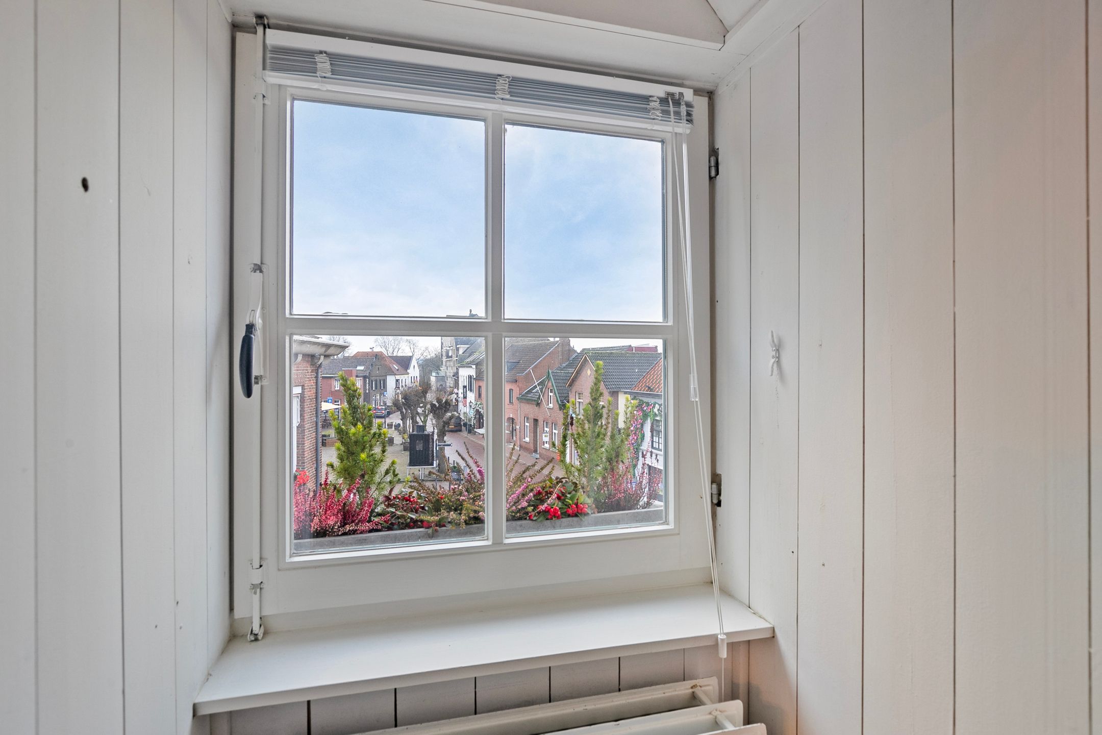 Foto 24 van Raadhuisplein 19