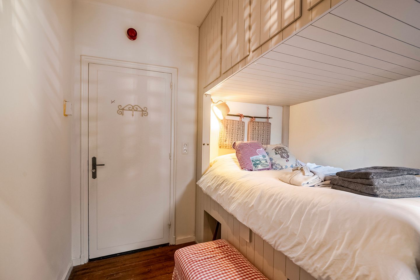 Foto 25 van Raadhuisplein 19