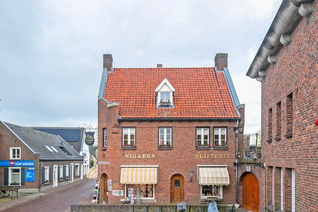 Foto 43 van Raadhuisplein 19