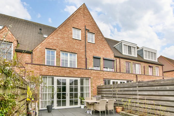 Photo 18 of Catharina van Aragonlaan 94