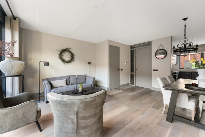 Foto 7 van Fop Smitstraat 69