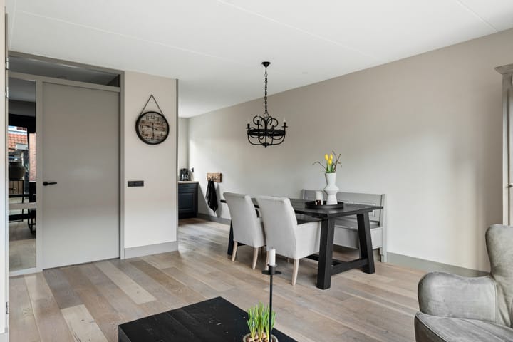 Foto 11 van Fop Smitstraat 69