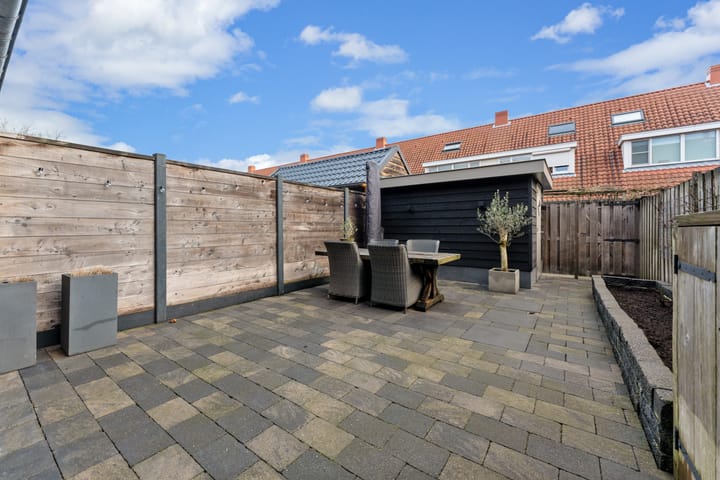 Foto 36 van Fop Smitstraat 69