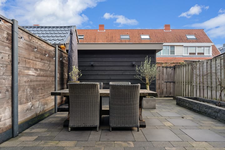 Foto 37 van Fop Smitstraat 69