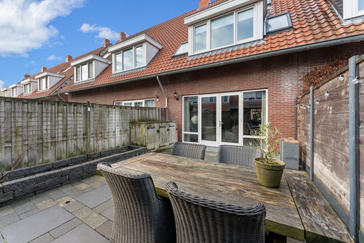 Foto 39 van Fop Smitstraat 69